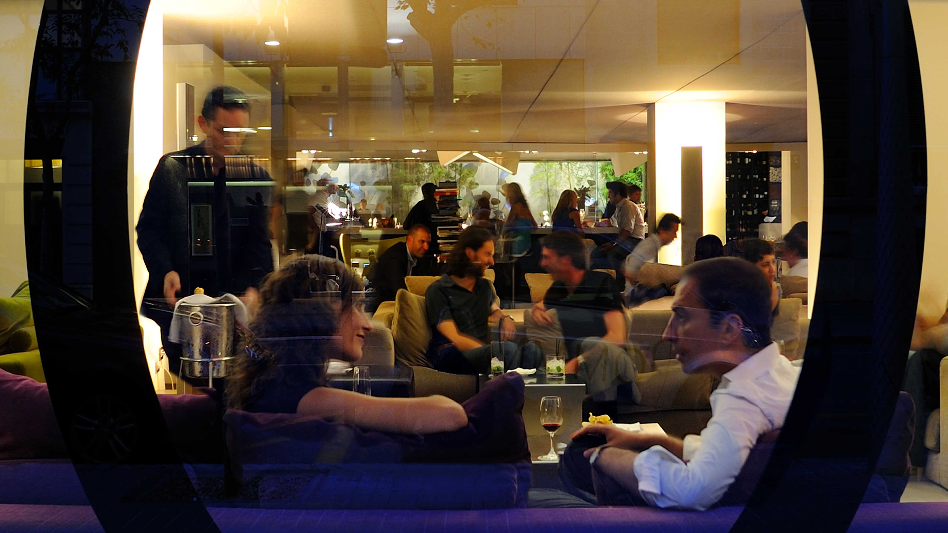Barcelona Luxury Hotel | Hotel Omm | Lobby & Club